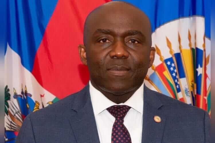 L’ancien Directeur général de la PNH, Léon Charles, tente-t-il de refaire sa mauvaise image » ?