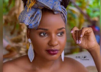 Sœurette Bruno chante pour se divertir et divertir