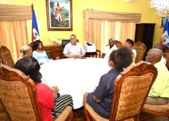 Assassinat d’agents de l’UTAG : Garry Conille rencontre les parents des victimes, fait des promesses