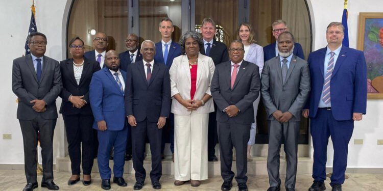 En visite en Haïti l'Ambassadrice des États-Unis auprès de l’ONU Linda Thomas-Greenfield, s’entretient avec les autorités