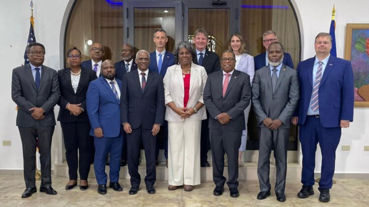 En visite en Haïti l'Ambassadrice des États-Unis auprès de l’ONU Linda Thomas-Greenfield, s’entretient avec les autorités