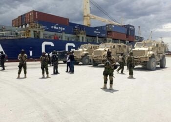 Force multinationale : plus de blindés, plus d’attentes du côté de la population