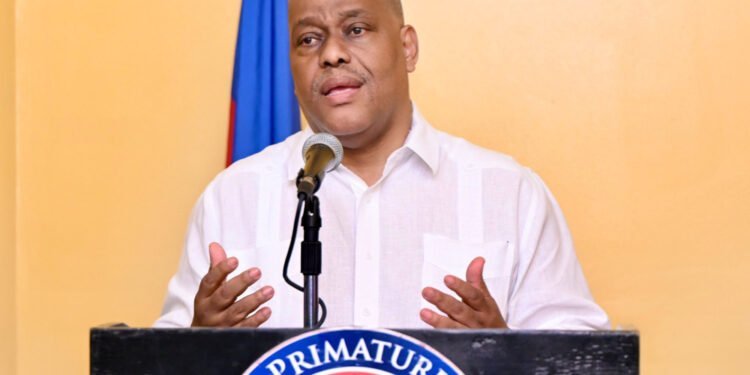 Incapable de poser des actions concrètes, Garry Conille mise sur la communication