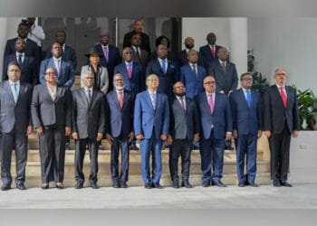 Des Familles Fuient Leurs Zones, Gouvernement Installé, Les Gangs En Démonstration