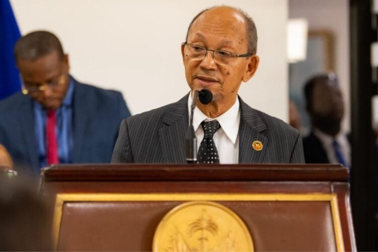 Leslie Voltaire à La Tête Du Cpt Un Mois De Guerre Avec Garry Conille