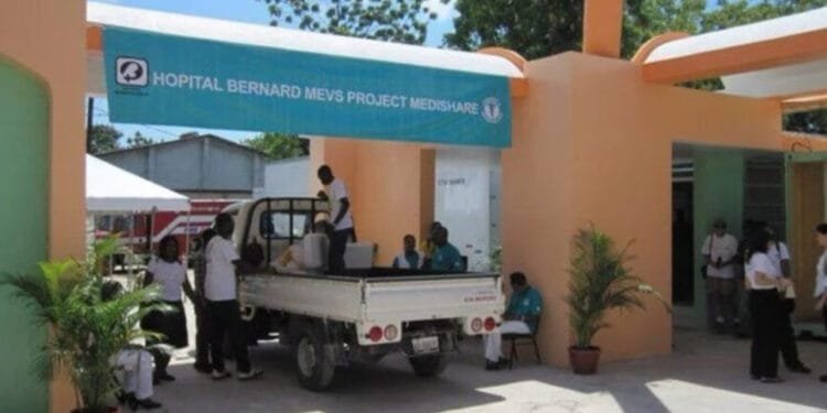 Les Bandits Passent De La Parole Aux Actes, Incendient L’hôpital Bernard Mevs