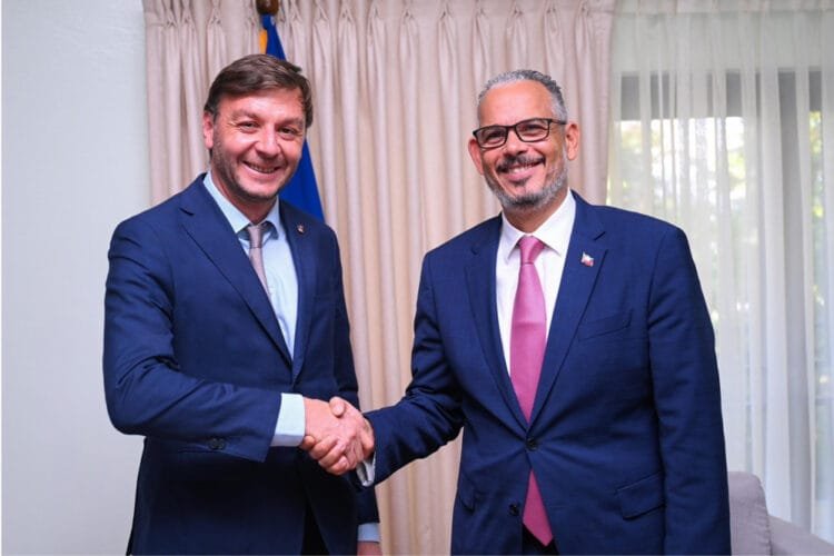 Les Manœuvres Désespérées D'un Gouvernement Incapable D'assumer Ses Responsabilités