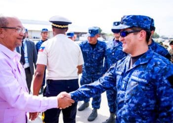 Timidement, La Mission Multinationale Se Renforce