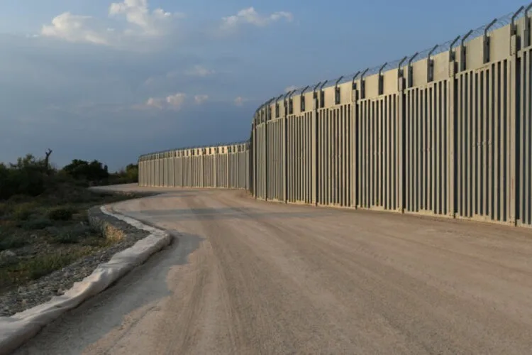 La République Dominicaine Annonce L'extension De Son Mur Anti Migrant à La Frontière Haïtienne