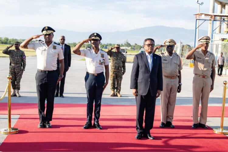 Fritz Alphonse Jean part pour la Jamaïque, laissant Haïti dans la tourmente