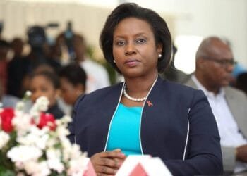 Martine Moïse s’exprimant sur les réseaux sociaux pour appeler à une mobilisation nationale contre l’inaction de l’État en Haïti.