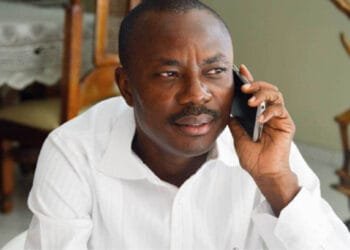 Vers une nouvelle transition : à grands coups de bluff, des politiciens tentent de se repositionner